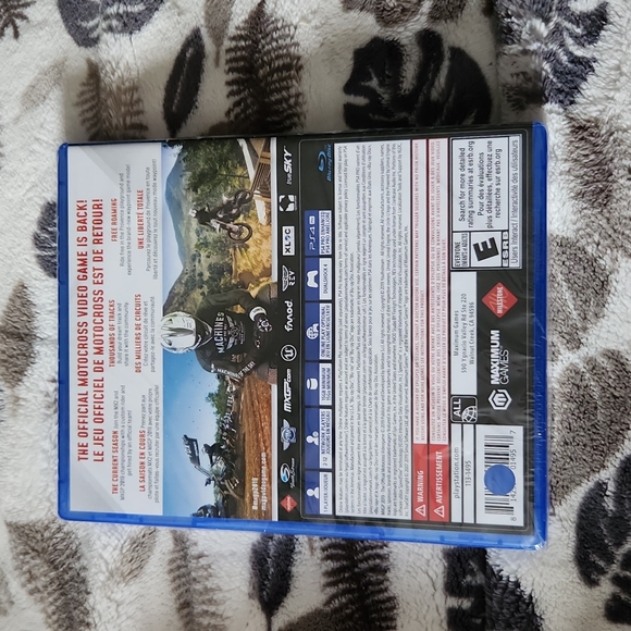 PS4 MXGP 2019 The Official Motocross Videogame - Picture 2 of 4